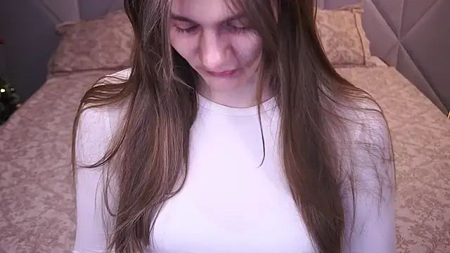 DiamondGoldie online show from January 18, 6:43 am