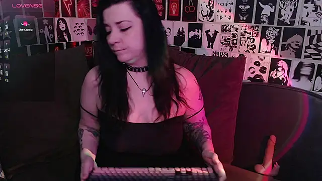 Kvopa online show from March 9, 9:40 pm