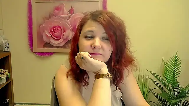 TwoBigSuns online show from January 6, 8:40 am