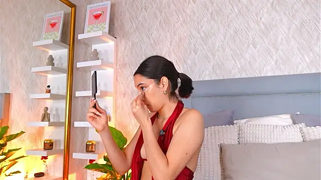 Sofy Bradd online show from March 18, 8:08 am