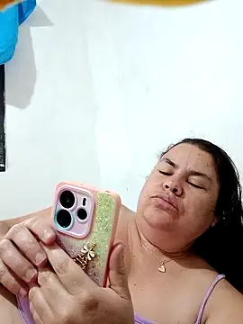 yaneth  online show from October 22, 11:37 am