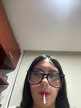 Katie rawwww online show from September 27, 11:45 pm