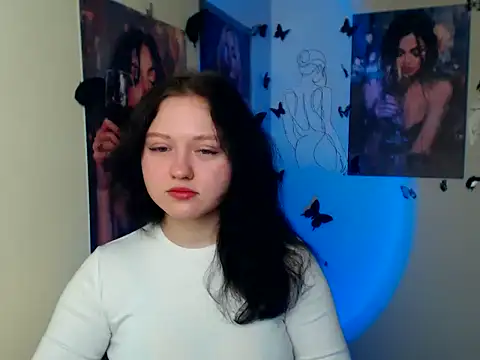 LadyAlice  online show from February 24, 6:34 am