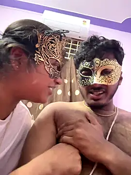 Snapshot of VVcouple chatting on September 10, 6:52 pm VVcouple online show from September 10, 6:52 pm