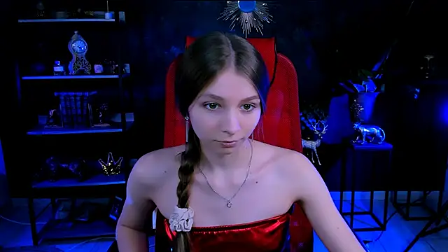 Snapshot of JulieDaniel chatting on September 16, 1:30 pm JulieDaniel online show from September 16, 1:30 pm
