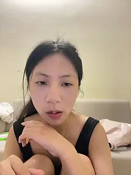 Lil-Gi online show from October 4, 4:44 pm