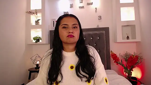 MelissaRhodes online show from December 5, 9:05 pm