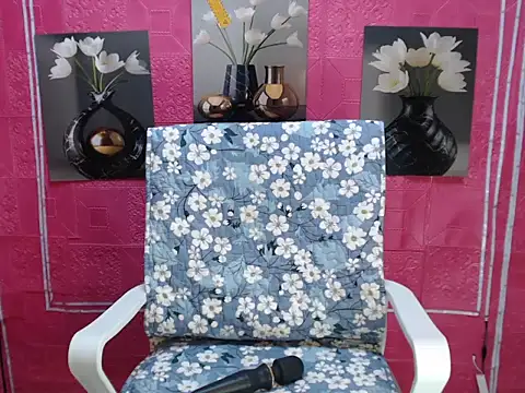 wild rose69 online show from April 3, 11:47 pm