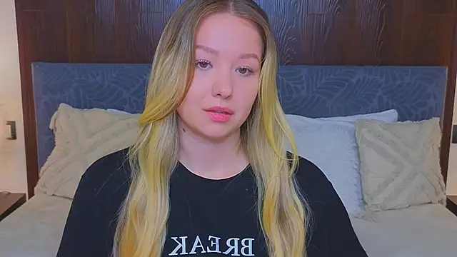 LeeAmy online show from October 2, 2:55 pm