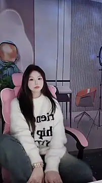 CAICAI BABY online show from November 30, 7:23 am