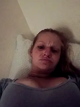 IrishGoddess69247 online show from February 23, 6:14 am