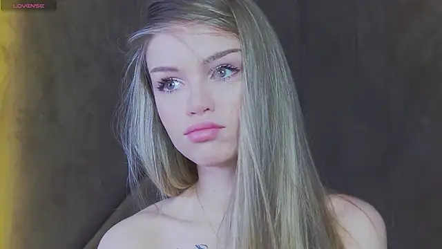 MarilynNova online show from June 11, 4:42 am