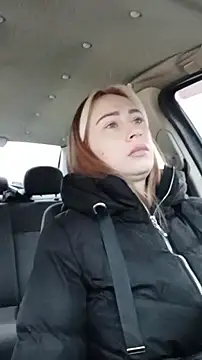 Reina Cummings online show from December 15, 5:56 am