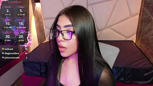 Snapshot of aysel_27 chatting on October 6, 9:41 pm aysel 27 online show from October 6, 9:41 pm