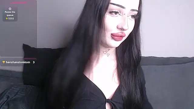 kari meow online show from November 2, 10:35 pm