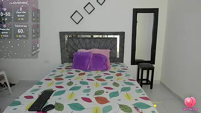 Laurasofia01 online show from September 25, 2:16 pm