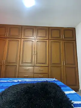 karla-thomsom10 online show from March 27, 9:59 pm