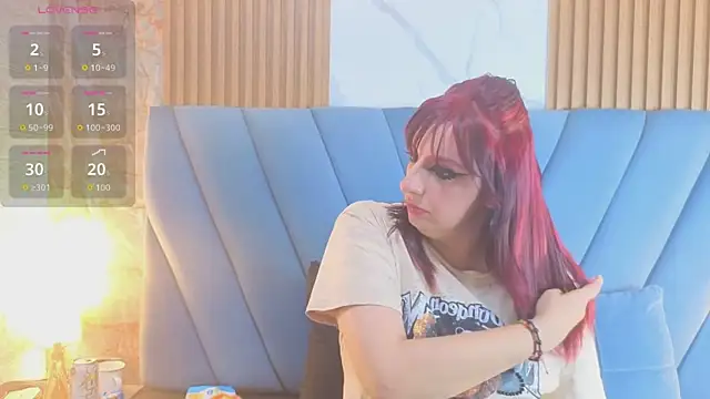 angel  red  online show from April 25, 3:31 am