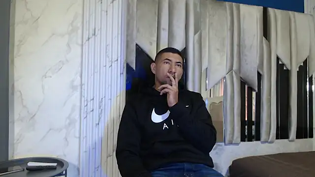 Morganandmegan online show from October 2, 11:15 am