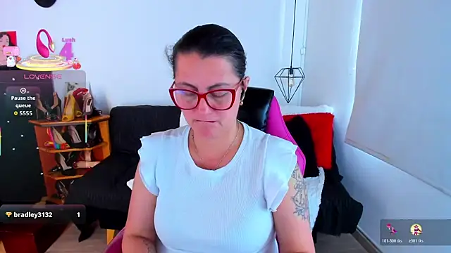 D Martii online show from November 4, 2:33 pm