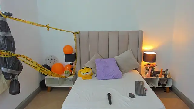 evvaa moon69 online show from October 8, 1:26 pm