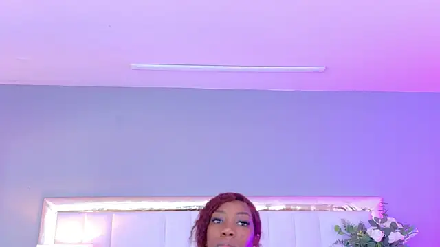 MadeleineHocker online show from November 29, 1:48 pm