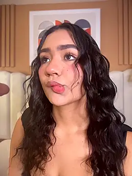 noa moon online show from February 5, 2:47 am