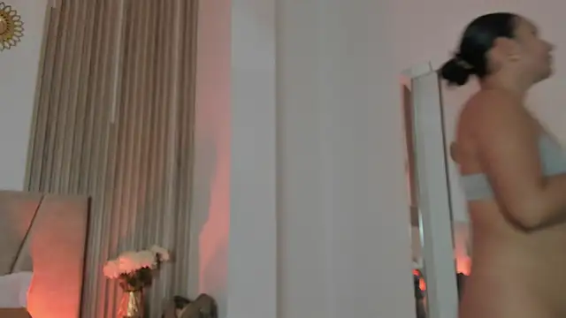 Rachell Jamess online show from September 17, 5:16 am