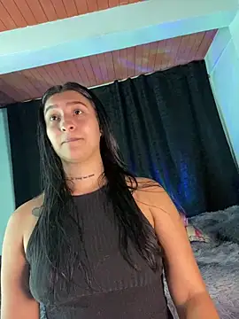 EVAH LEE  online show from April 17, 1:02 pm