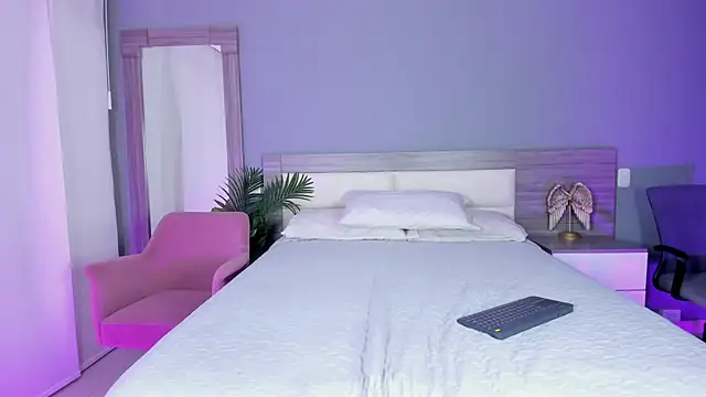 Alaiaguerra online show from November 8, 8:03 pm