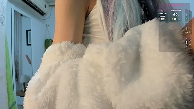 Vanessa Jenner online show from February 18, 1:49 am