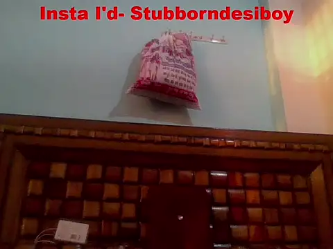 ursdreamperson online show from March 29, 12:26 pm