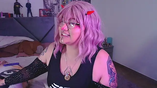 XxGreenGoodxX online show from November 8, 11:43 pm