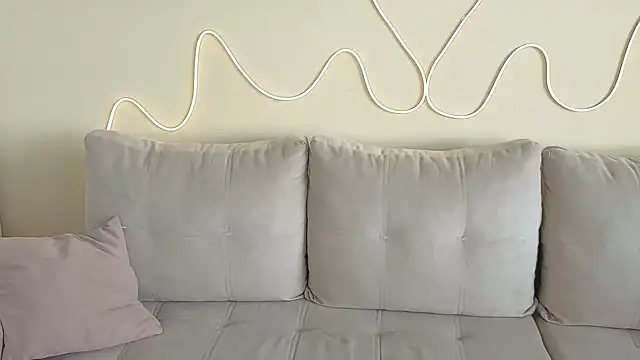 KathrynBrooks online show from April 3, 1:09 pm