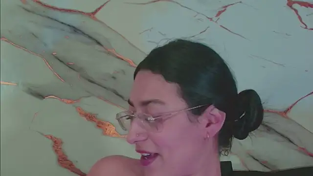 victoria flores1 online show from February 19, 10:52 pm