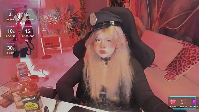 LilithNelson online show from November 18, 9:27 pm