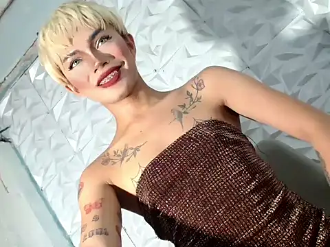 hugecockbabe online show from February 1, 11:58 pm