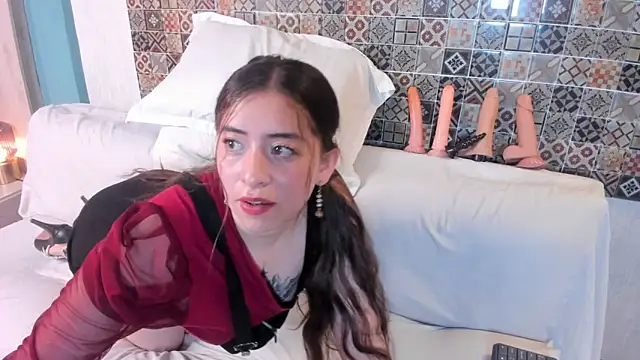 Keyla ruiz  online show from October 8, 11:47 am