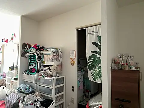 chaco  online show from March 30, 1:49 am