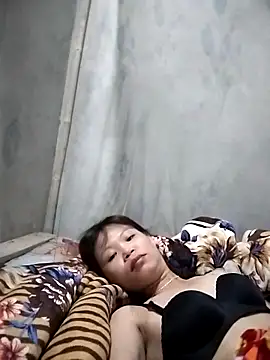 LinhNa999 online show from November 2, 1:20 am