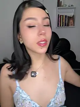 natsu saori online show from March 21, 4:17 am