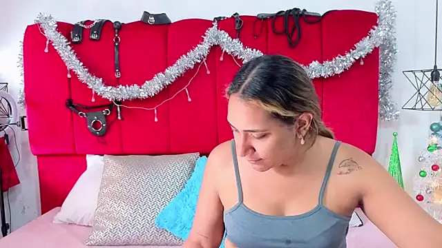 IsabelaANDalahia online show from November 11, 1:41 pm