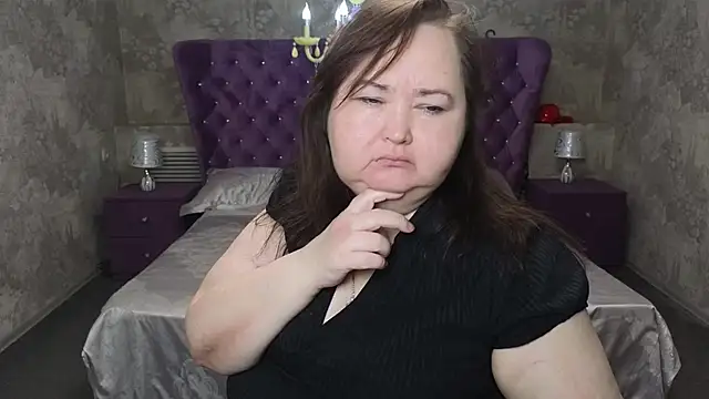 Eloisa Eliot online show from November 25, 4:31 pm