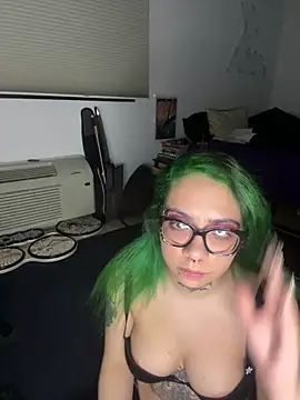 MorticiaW99 online show from February 28, 11:59 pm