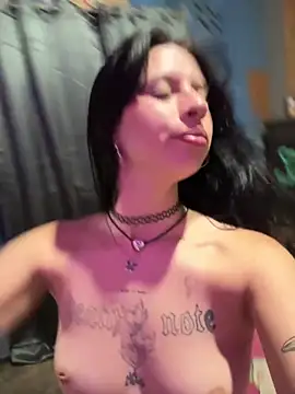 ketchupp5 online show from March 30, 10:53 pm