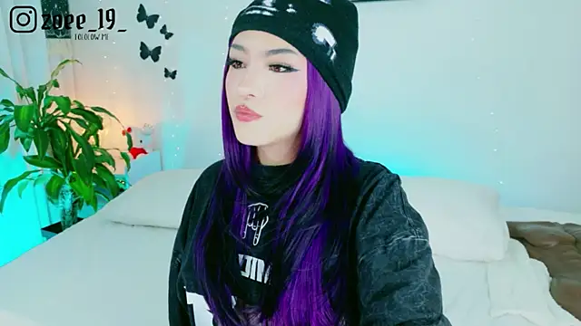 cuteezoe online show from June 24, 4:00 am