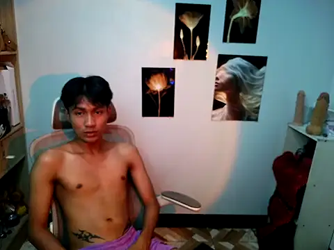 YourPrettyCum Alyja online show from April 23, 4:20 am