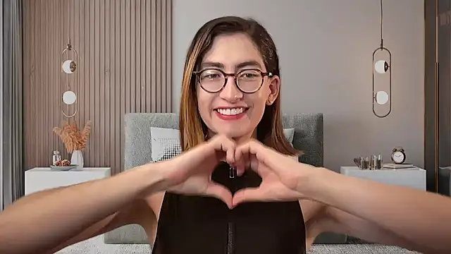 rousseblossom online show from February 10, 12:13 am