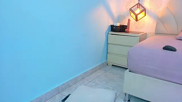 AIXATRISTA1 online show from November 22, 8:11 pm