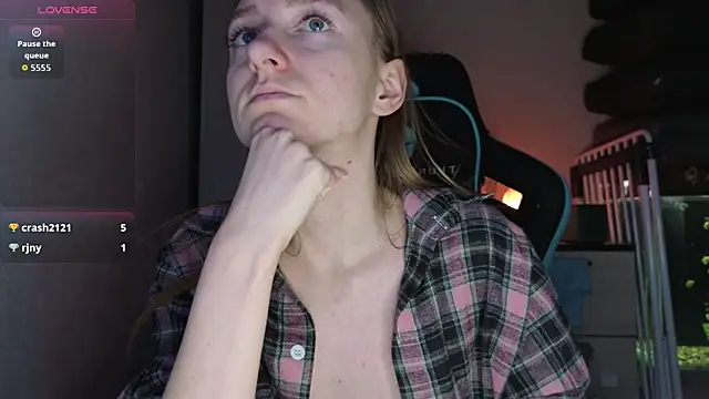 Mia E1fie online show from March 2, 10:59 pm